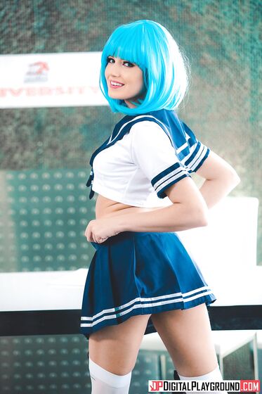 Two Adorable Cosplay Babes Make Love After School photos (Scarlett Sage, Jayde Symz)