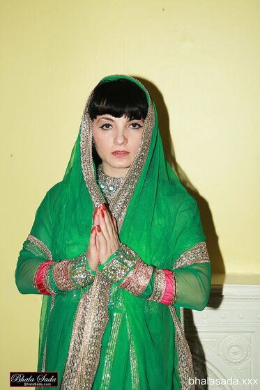 Bhala Sada Indian Dress Pics