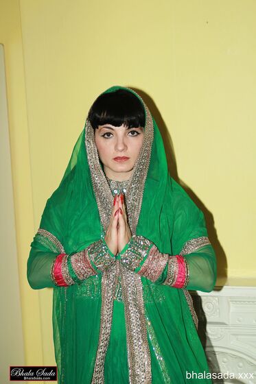 Bhala Sada Indian Dress Pics