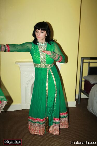 Bhala Sada Indian Dress Pics