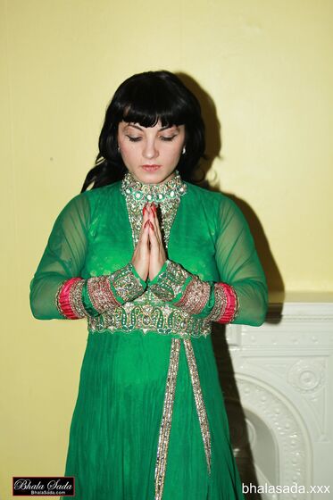 Bhala Sada Indian Dress Pics
