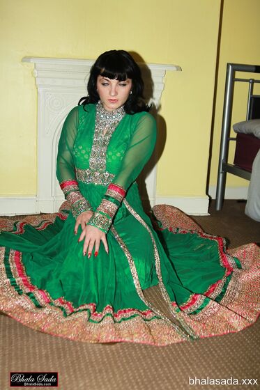 Bhala Sada Indian Dress Pics