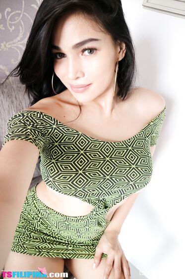 Sexy Dress Selfie