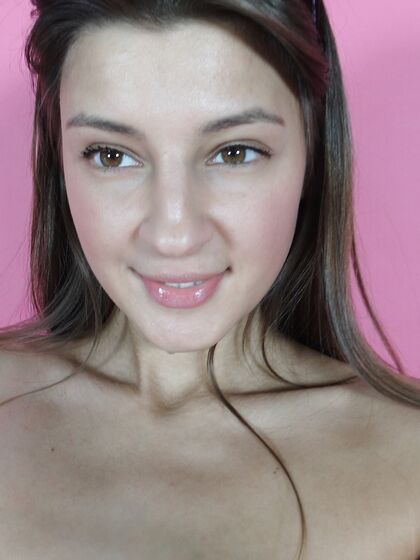 Maria Rya Sucking Sweet Lollipop
