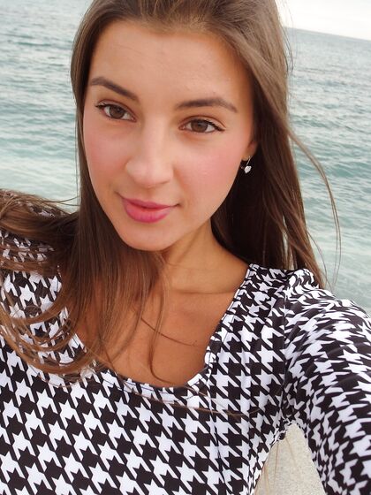 Melena Maria Rya Naked on the beach