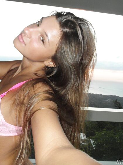 Melena Maria Rya Innocent white
