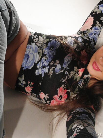 Melena Maria Rya tight blue jeans