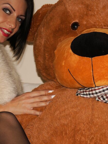 Anisyia - Teddy Bear