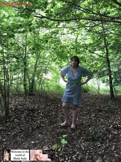 K chats nude outside in the woods