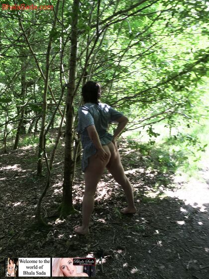 K chats nude outside in the woods