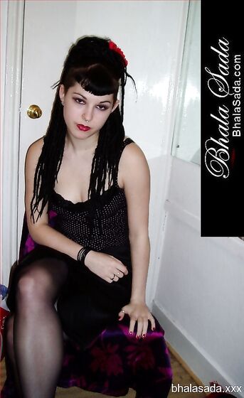 A babe shot by Bhala Sada