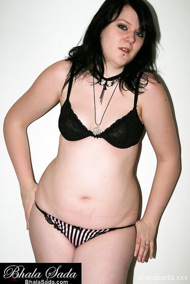 A sexy Bhala Sada Babe