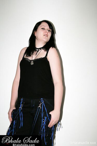 A sexy Bhala Sada Babe