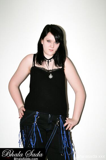 A sexy Bhala Sada Babe