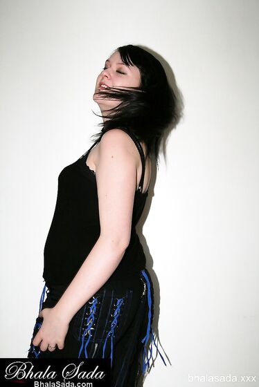 A sexy Bhala Sada Babe