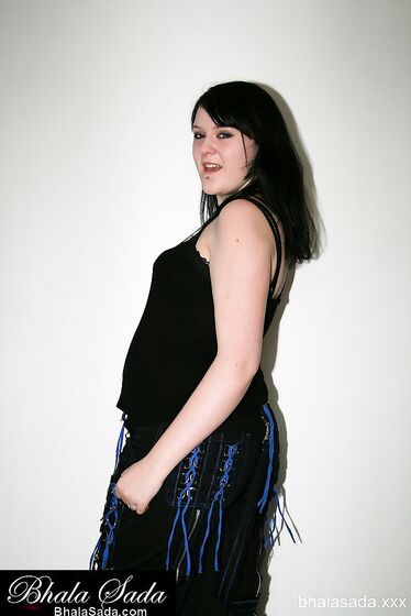 A sexy Bhala Sada Babe