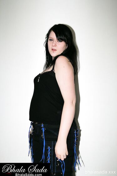 A sexy Bhala Sada Babe