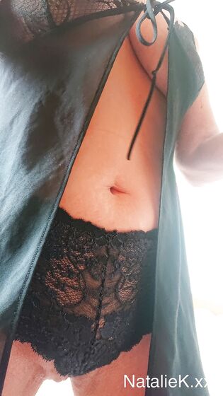 bedroom lingerie flashing selfies