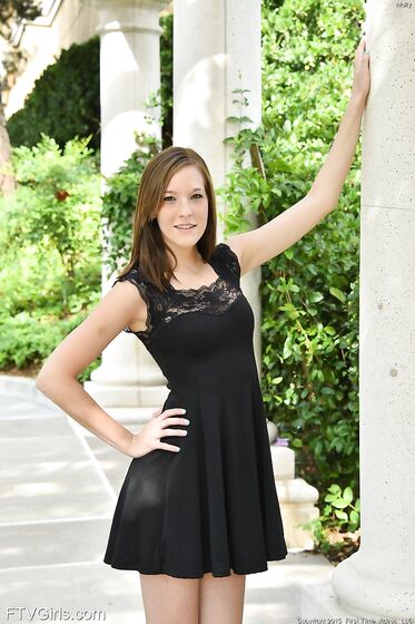 The Black Dress photos (Molly Manson)