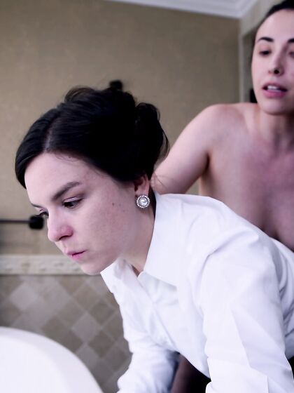 Horny Lesbians Juliette March And Casey Calvert Fucking In The Bathroom