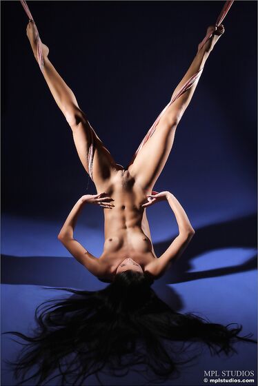 Acrobatics Is Something Maria S Always Wanted To Try During Her Sessions