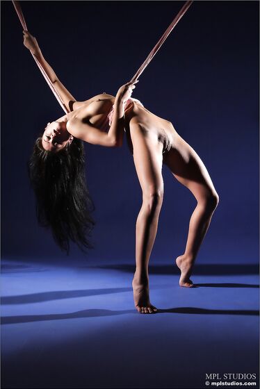 Acrobatics Is Something Maria S Always Wanted To Try During Her Sessions