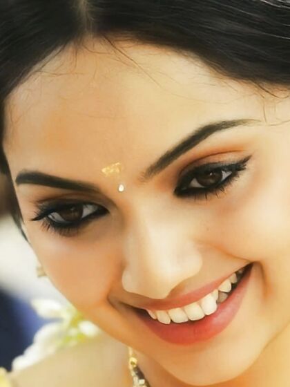 Nice Samvritha Sunil