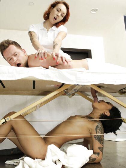 Honey Gold Gets Eaten Out And Screwed On The Massage Table