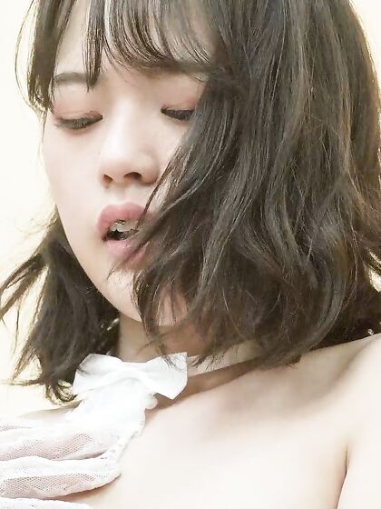 Chu Meng Shu Pleasures Her Bald-headed Boyfriend In Bed