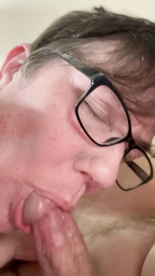 Loves a cock in her mouth