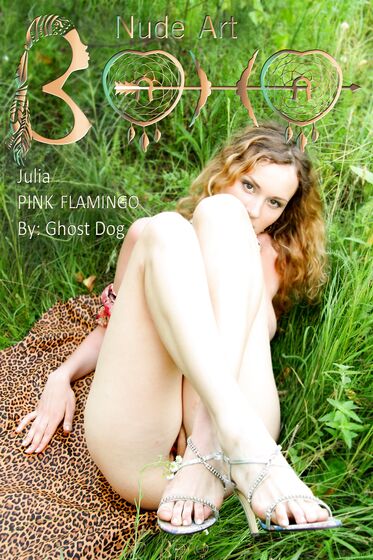 Julia - PINK FLAMINGO