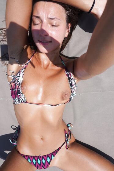 Melena Maria Rya Sunbath for my Pussy