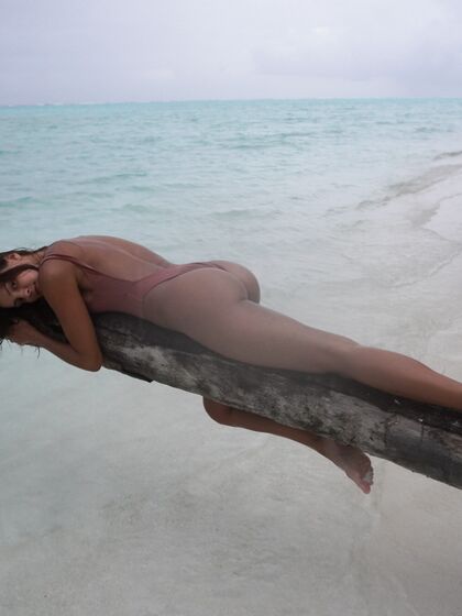 Melena Maria Rya Fuck me in paradise