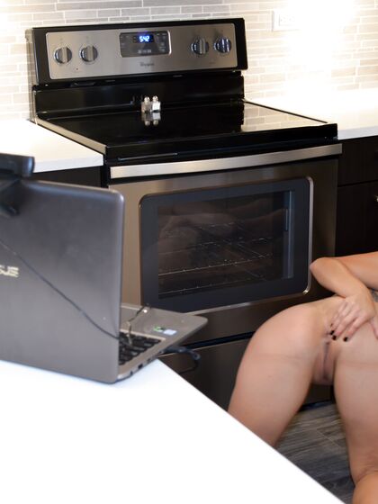 BTS Webcam Show