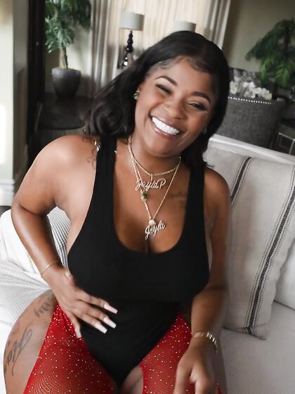 Chubby Ebony Jayla Page Gets Oiled Up And Shagged In Bed