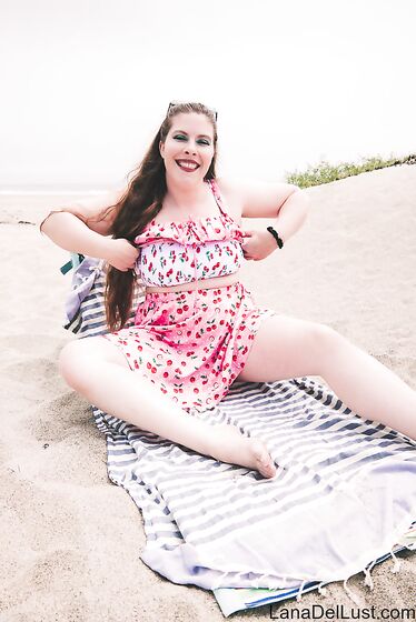 Cherry Kiss Beach Babe - Free