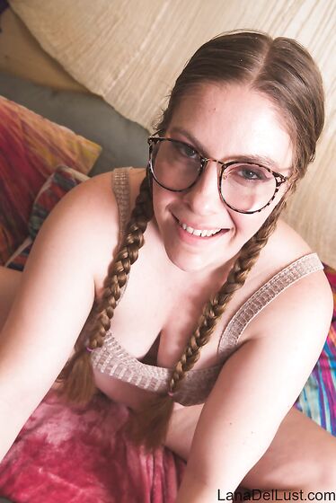 Lets Play Farm Together In Bed - Free