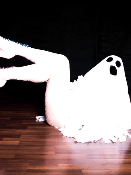 Pole Dancing Ghost - Free