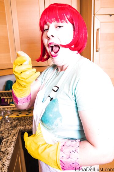 Mom From Dexter's Lab Cosplay - Zip