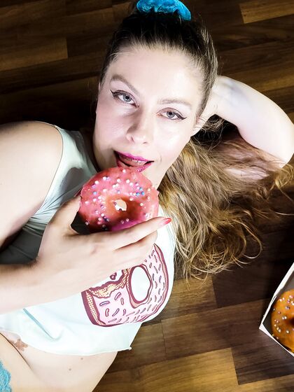 Why So Jelly Doughnut Babe - Zip