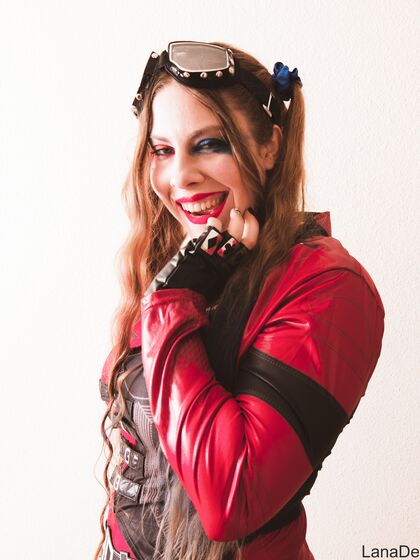 Harley Quinn Cosplay - Free