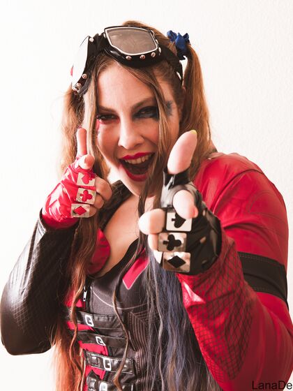 Harley Quinn Cosplay - Free