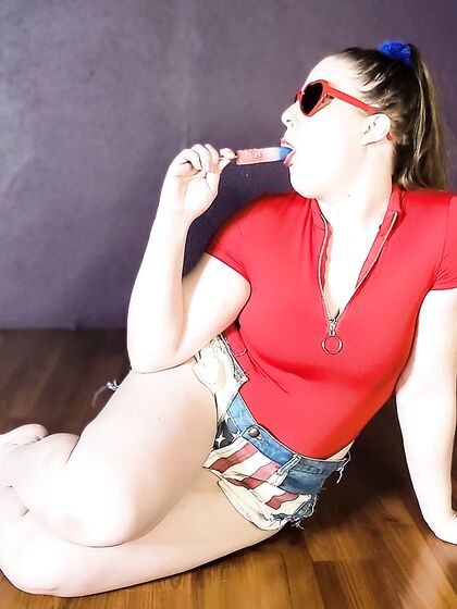 Bomb Popsicle 4th of July - Zip