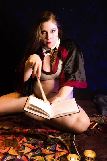 Horny Fortune Teller