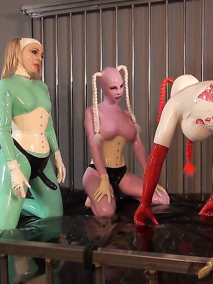 Double Strapon for Latex Lea