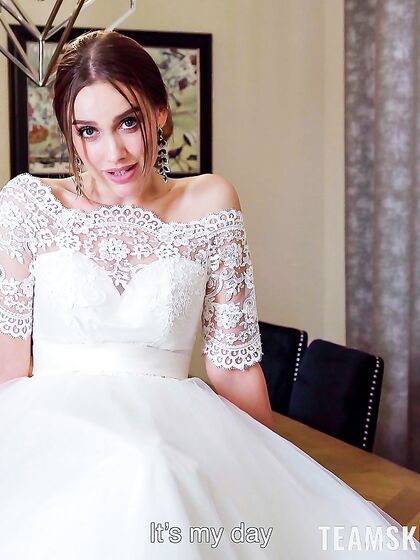 Gorgeous Bride Luxury Girl Gets Boned In POV
