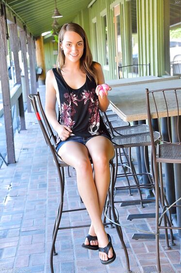 Lovely Teen Babe Mary Jane Stuffs Her Cooch With Love Balls And Her Fists