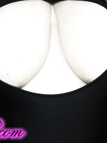 Big Boob Mistress of the night