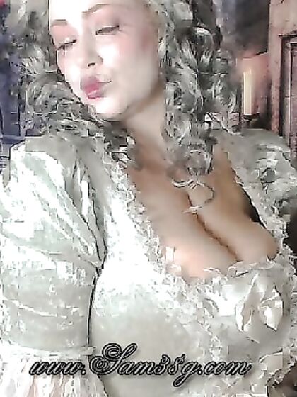 Samantha 38g as Marie Antoinette