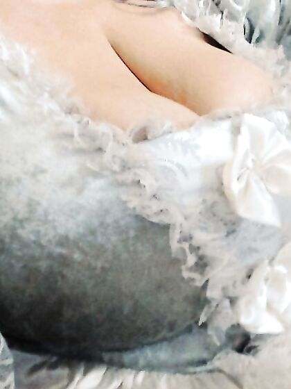 Samantha 38g as Marie Antoinette